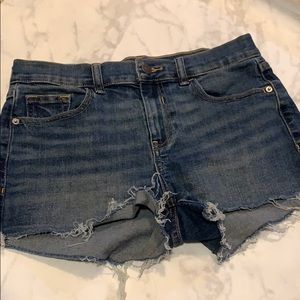 Old Navy boyfriend shorts ✨